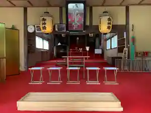  *2月11日(祝)
*10時~16時ころまで
2月11日は「建国記念の日」です!!
川田八幡神社では、この日に毎年「おまと神事」を執り行います
【おまと神事🎯】
射手は、弓道会の方々につとめていただきます
厄祓いの意味を込めて
弓矢で参拝者の方の名前が入った扇を射てもらう伝統的な神事になります
【建国記念の日🇯🇵】
紀元前660年のこの日、日本で初代天皇とされる神武天皇の即位日となり、皇紀元年ともいわれます
今年は、皇紀2680年!!
これを記念して、特別限定ご朱印を頒布いたします
※書き置きのみ限定枚数での頒布
無くなり次第終了とさせていただきます
ご了承くださいませ
当日は寒いと思われますので
暖かい服装でお越しくださませ😌
たくさんの方のお越しをお待ちしております🍀
⛩限定御朱印の仕様は完成次第、随時SNSにて発表いたします!
楽しみにお待ちください🙌✨
みなさまのお越しをお待ちしております🍀
