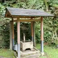 關蝉丸神社上社の手水舎