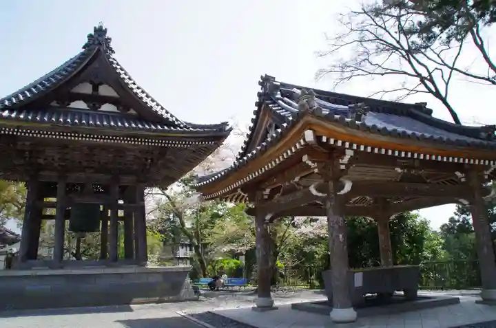 久遠寺の手水舎