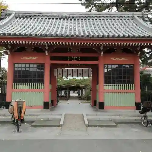 善養寺の山門