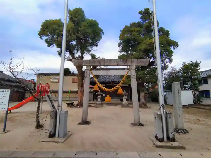 神明社(丁田町)の鳥居
