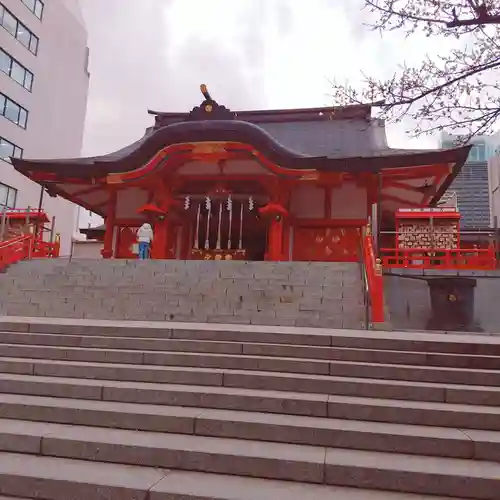 花園神社の本殿・本堂