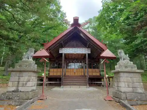 生田原神社の本殿