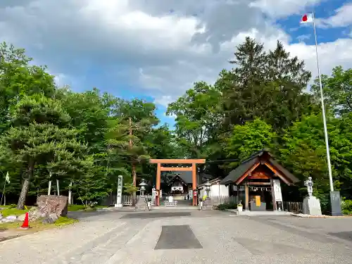 旭川神社の鳥居