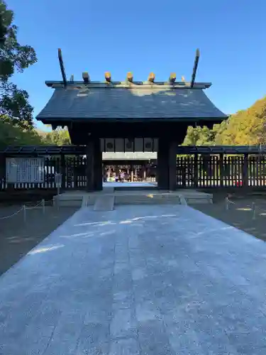 宮崎神宮の山門