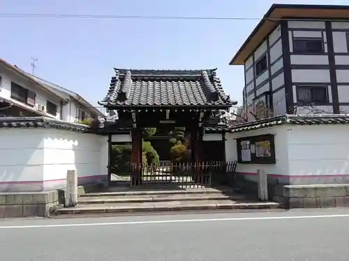 大善寺の山門・神門