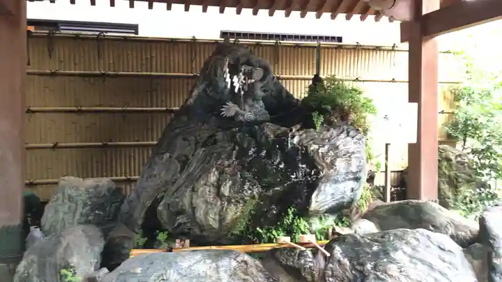 馬橋稲荷神社の手水舎