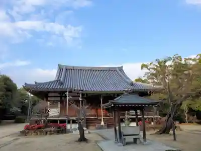 昆陽寺の本殿・本堂