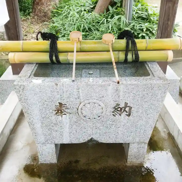 鷲神社の手水舎