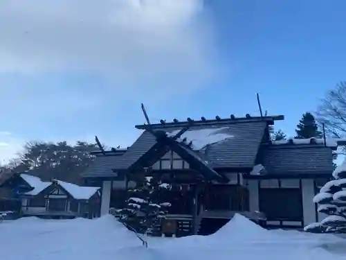 谷地頭神社の本殿