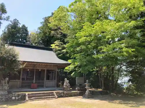 丹生神社の本殿・本堂