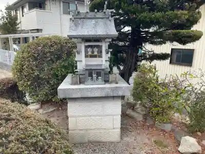 泊瀬部神社の{uncategorized: "未分類", other: "その他", undefined: "問題あり", building: "その他建物", grave: "お墓", sacred_gate: "鳥居", guardian: "狛犬", statue: "像", buddha: "仏像", history: "歴史", nature: "自然", garden: "庭園", animal: "動物", pagoda: "塔", temizu: "手水舎", mountain_gate: "山門・神門", sanctuary: "本殿・本堂", subordinate: "末社・摂社", art: "芸術", scenery: "景色", jizo: "地蔵", ema: "絵馬", goshuin: "御朱印", omikuji: "おみくじ", items: "授与品その他", amulet: "お守り", goshuincho: "御朱印帳", eats: "食事", festival: "お祭り", votive_dance: "神楽", shichigosan: "七五三参", wedding: "結婚式", experience: "体験その他", initially: "初詣", around: "周辺", anti_infection: "感染症対策"}