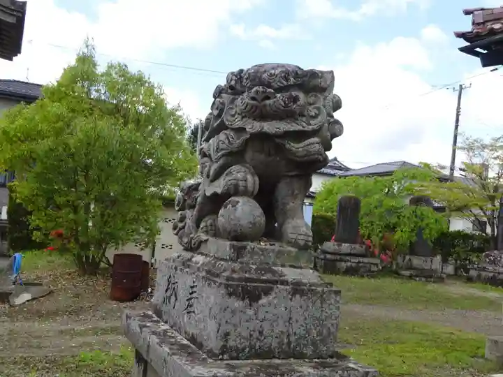 新町神炊館神社の狛犬