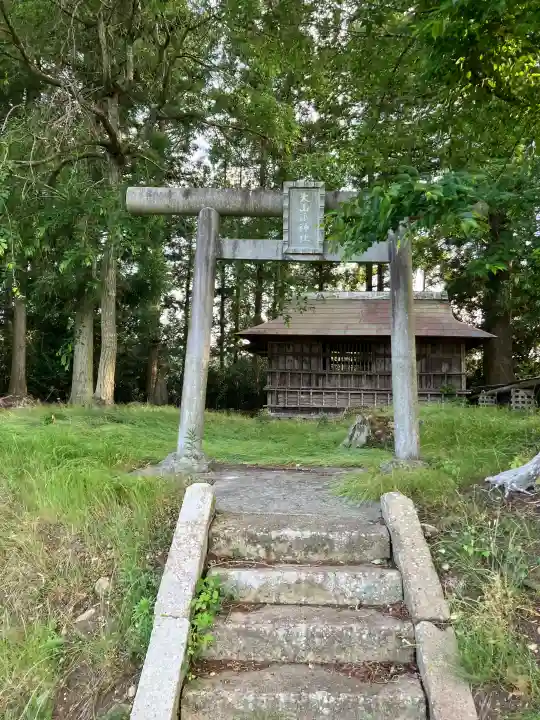大山祇神社の{uncategorized: "未分類", other: "その他", undefined: "問題あり", building: "その他建物", grave: "お墓", sacred_gate: "鳥居", guardian: "狛犬", statue: "像", buddha: "仏像", history: "歴史", nature: "自然", garden: "庭園", animal: "動物", pagoda: "塔", temizu: "手水舎", mountain_gate: "山門・神門", sanctuary: "本殿・本堂", subordinate: "末社・摂社", art: "芸術", scenery: "景色", jizo: "地蔵", ema: "絵馬", goshuin: "御朱印", omikuji: "おみくじ", items: "授与品その他", amulet: "お守り", goshuincho: "御朱印帳", eats: "食事", festival: "お祭り", votive_dance: "神楽", shichigosan: "七五三参", wedding: "結婚式", experience: "体験その他", initially: "初詣", around: "周辺", anti_infection: "感染症対策"}
