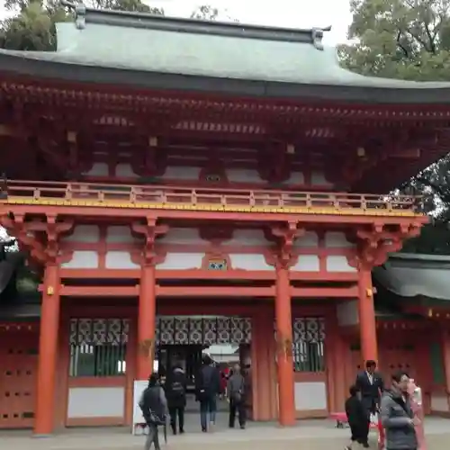 武蔵一宮氷川神社の山門