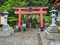 高山稲荷神社の鳥居