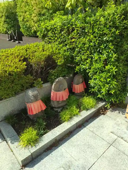 三囲神社銀座摂社の地蔵