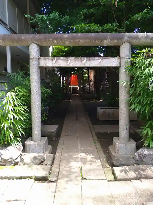御嶽神社の末社・摂社