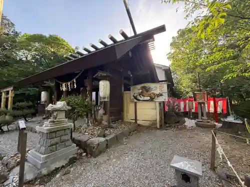 玉鉾神社の{uncategorized: "未分類", other: "その他", undefined: "問題あり", building: "その他建物", grave: "お墓", sacred_gate: "鳥居", guardian: "狛犬", statue: "像", buddha: "仏像", history: "歴史", nature: "自然", garden: "庭園", animal: "動物", pagoda: "塔", temizu: "手水舎", mountain_gate: "山門・神門", sanctuary: "本殿・本堂", subordinate: "末社・摂社", art: "芸術", scenery: "景色", jizo: "地蔵", ema: "絵馬", goshuin: "御朱印", omikuji: "おみくじ", items: "授与品その他", amulet: "お守り", goshuincho: "御朱印帳", eats: "食事", festival: "お祭り", votive_dance: "神楽", shichigosan: "七五三参", wedding: "結婚式", experience: "体験その他", initially: "初詣", around: "周辺", anti_infection: "感染症対策"}