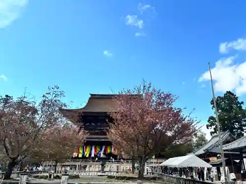 金峯山寺の本殿・本堂