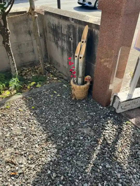 赤名宮の{uncategorized: "未分類", other: "その他", undefined: "問題あり", building: "その他建物", grave: "お墓", sacred_gate: "鳥居", guardian: "狛犬", statue: "像", buddha: "仏像", history: "歴史", nature: "自然", garden: "庭園", animal: "動物", pagoda: "塔", temizu: "手水舎", mountain_gate: "山門・神門", sanctuary: "本殿・本堂", subordinate: "末社・摂社", art: "芸術", scenery: "景色", jizo: "地蔵", ema: "絵馬", goshuin: "御朱印", omikuji: "おみくじ", items: "授与品その他", amulet: "お守り", goshuincho: "御朱印帳", eats: "食事", festival: "お祭り", votive_dance: "神楽", shichigosan: "七五三参", wedding: "結婚式", experience: "体験その他", initially: "初詣", around: "周辺", anti_infection: "感染症対策"}