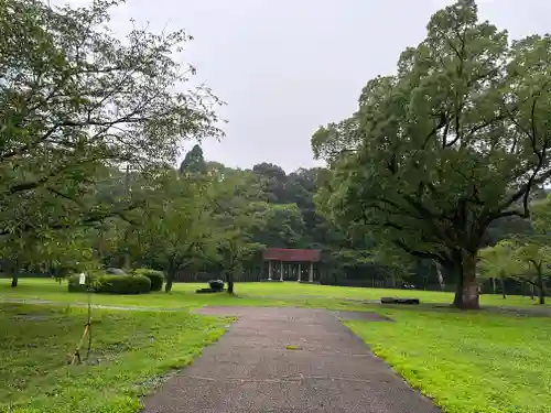 都萬神社の建物その他