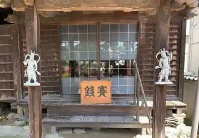 宝樹寺の本殿
