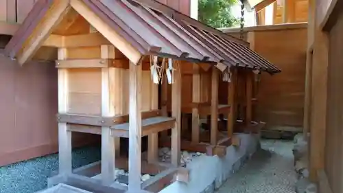 神明神社の末社