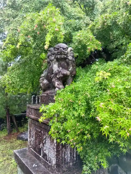 神明神社の{uncategorized: "未分類", other: "その他", undefined: "問題あり", building: "その他建物", grave: "お墓", sacred_gate: "鳥居", guardian: "狛犬", statue: "像", buddha: "仏像", history: "歴史", nature: "自然", garden: "庭園", animal: "動物", pagoda: "塔", temizu: "手水舎", mountain_gate: "山門・神門", sanctuary: "本殿・本堂", subordinate: "末社・摂社", art: "芸術", scenery: "景色", jizo: "地蔵", ema: "絵馬", goshuin: "御朱印", omikuji: "おみくじ", items: "授与品その他", amulet: "お守り", goshuincho: "御朱印帳", eats: "食事", festival: "お祭り", votive_dance: "神楽", shichigosan: "七五三参", wedding: "結婚式", experience: "体験その他", initially: "初詣", around: "周辺", anti_infection: "感染症対策"}