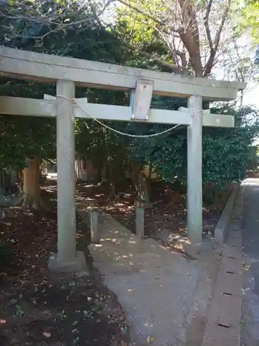 富塚鳥見神社の鳥居