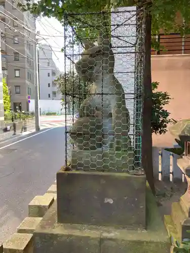 揖取稲荷神社の狛犬