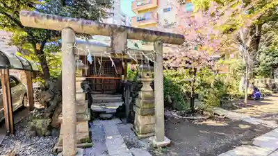 小野照崎神社の鳥居