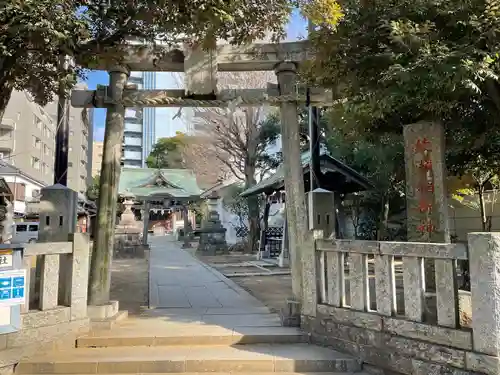 綾瀬稲荷神社の鳥居