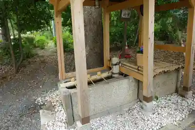 御殿山神社の手水舎