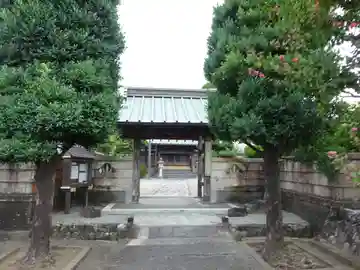 宗繁寺の山門・神門
