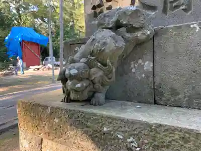 飽富神社の狛犬