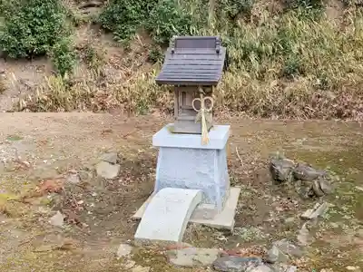 衣笠神社の末社・摂社