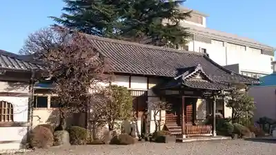霊巌寺の本殿・本堂
