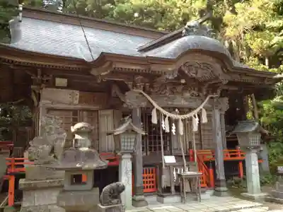 刈田嶺神社の本殿・本堂
