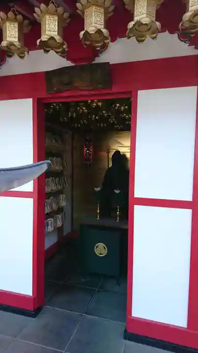 放生寺の本殿・本堂