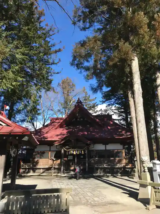 八王子神社の本殿・本堂