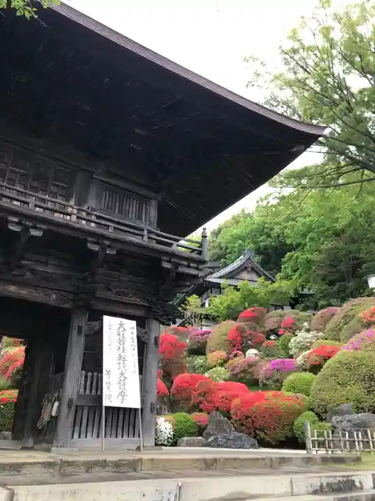 等覚院の山門・神門