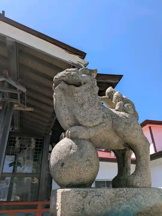 函館厳島神社の{uncategorized: "未分類", other: "その他", undefined: "問題あり", building: "その他建物", grave: "お墓", sacred_gate: "鳥居", guardian: "狛犬", statue: "像", buddha: "仏像", history: "歴史", nature: "自然", garden: "庭園", animal: "動物", pagoda: "塔", temizu: "手水舎", mountain_gate: "山門・神門", sanctuary: "本殿・本堂", subordinate: "末社・摂社", art: "芸術", scenery: "景色", jizo: "地蔵", ema: "絵馬", goshuin: "御朱印", omikuji: "おみくじ", items: "授与品その他", amulet: "お守り", goshuincho: "御朱印帳", eats: "食事", festival: "お祭り", votive_dance: "神楽", shichigosan: "七五三参", wedding: "結婚式", experience: "体験その他", initially: "初詣", around: "周辺", anti_infection: "感染症対策"}