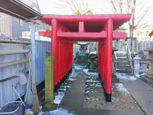 神明社の鳥居