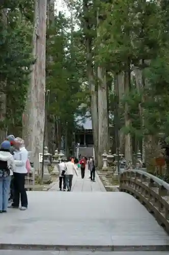 高野山金剛峯寺奥の院の建物その他