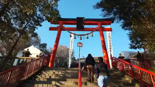 五社稲荷社の鳥居