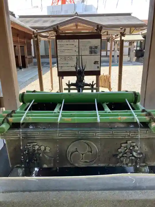 宇都宮二荒山神社の手水舎