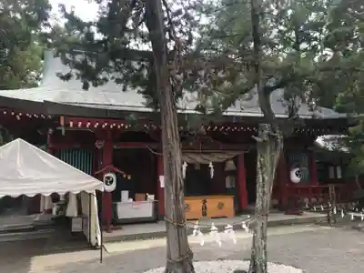 生島足島神社の本殿・本堂