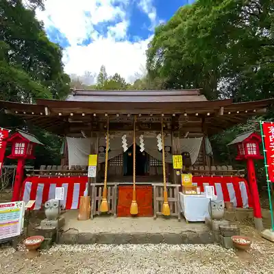 鷲子山上神社の本殿・本堂