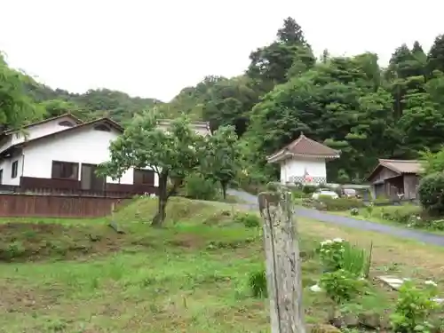 安養寺の建物その他